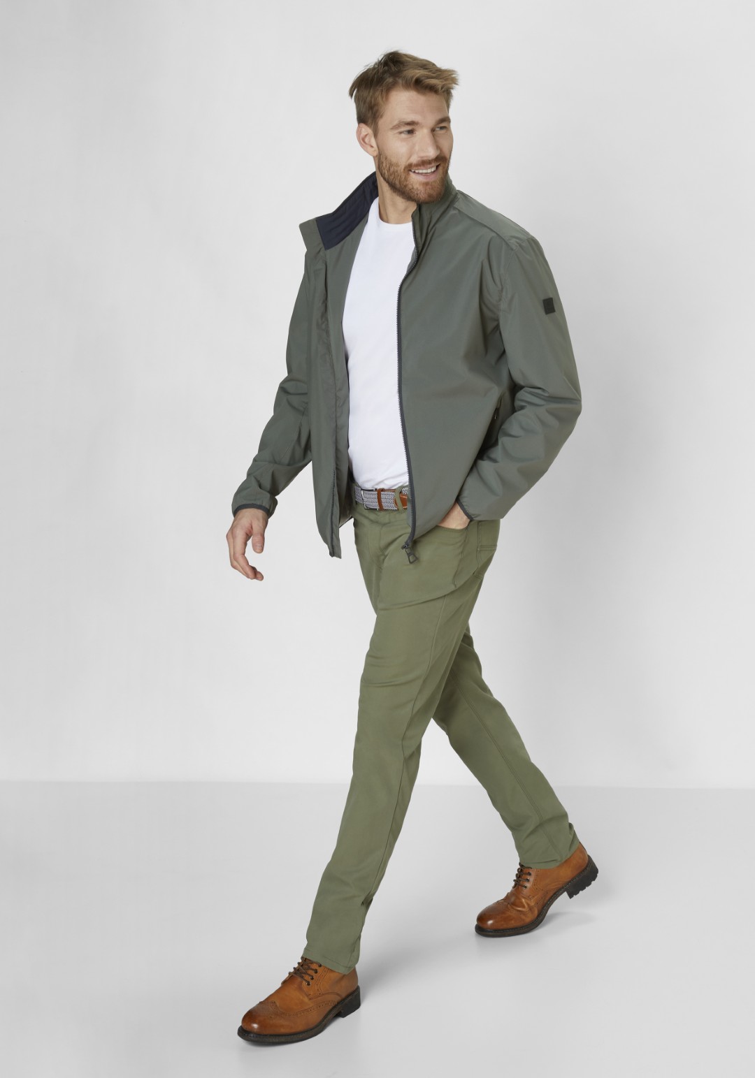 703974961000-2012_8.jpg